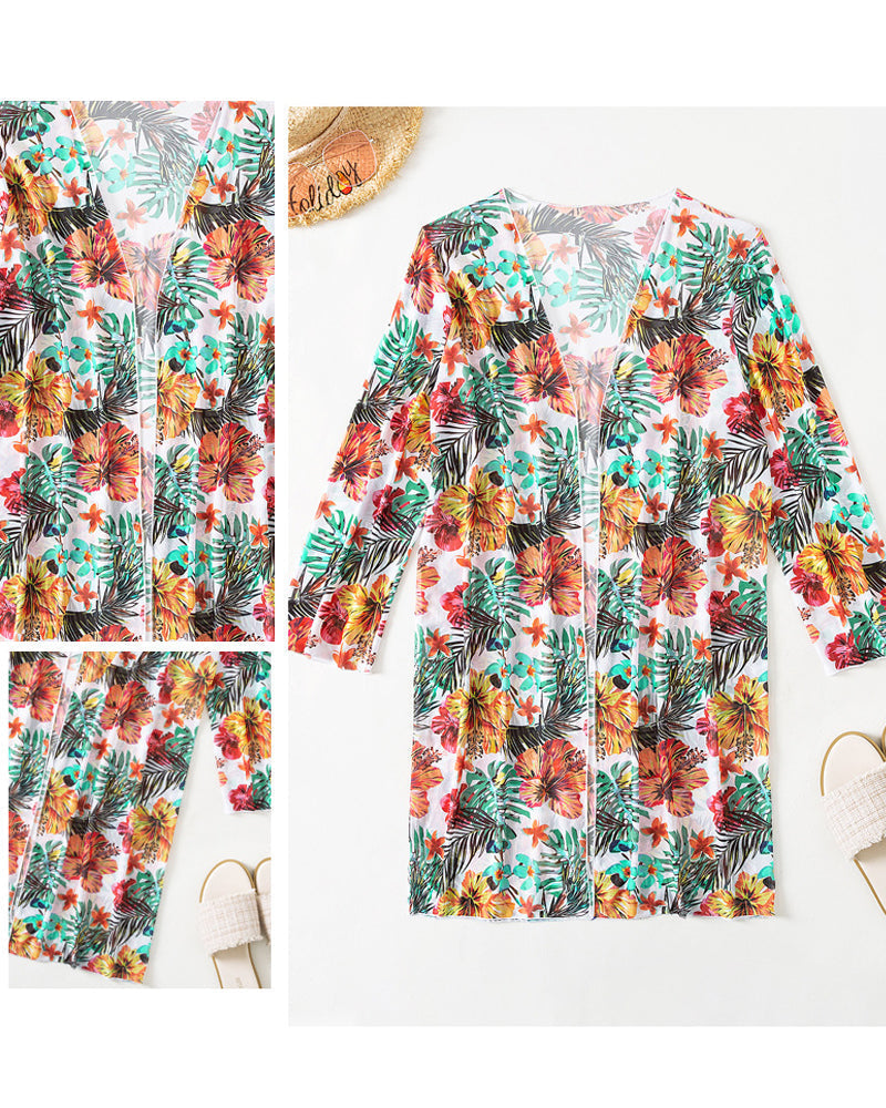 Бикини с флорален принт и покривало за бански