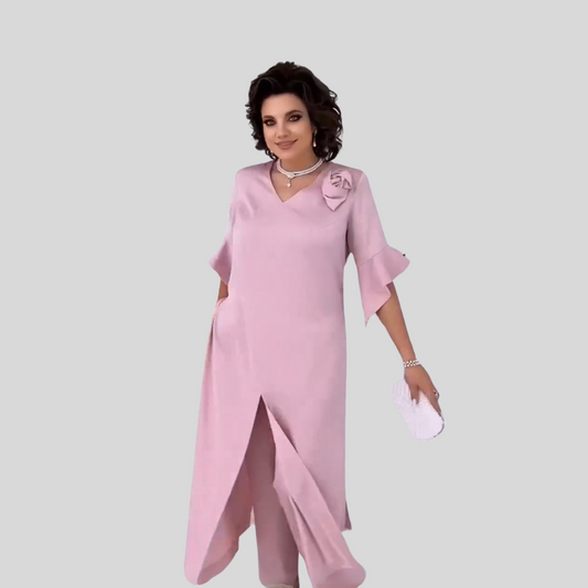 Вини | Елегантен розов комплект с цветен детайл