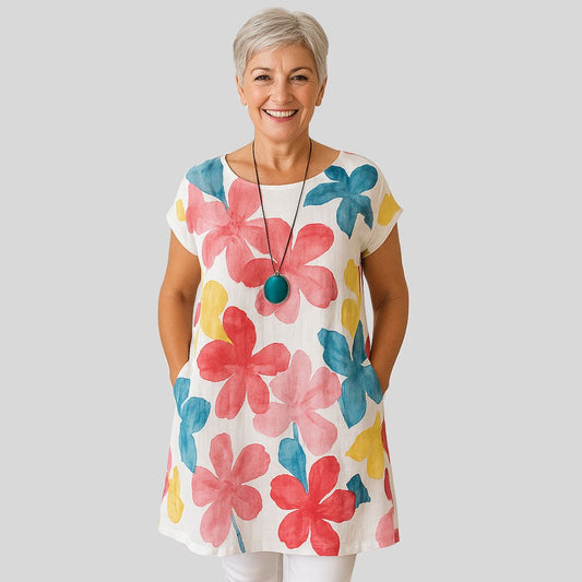 Джалия | Елегантна рокля с мотиви на пеперуди и кръгло деколте