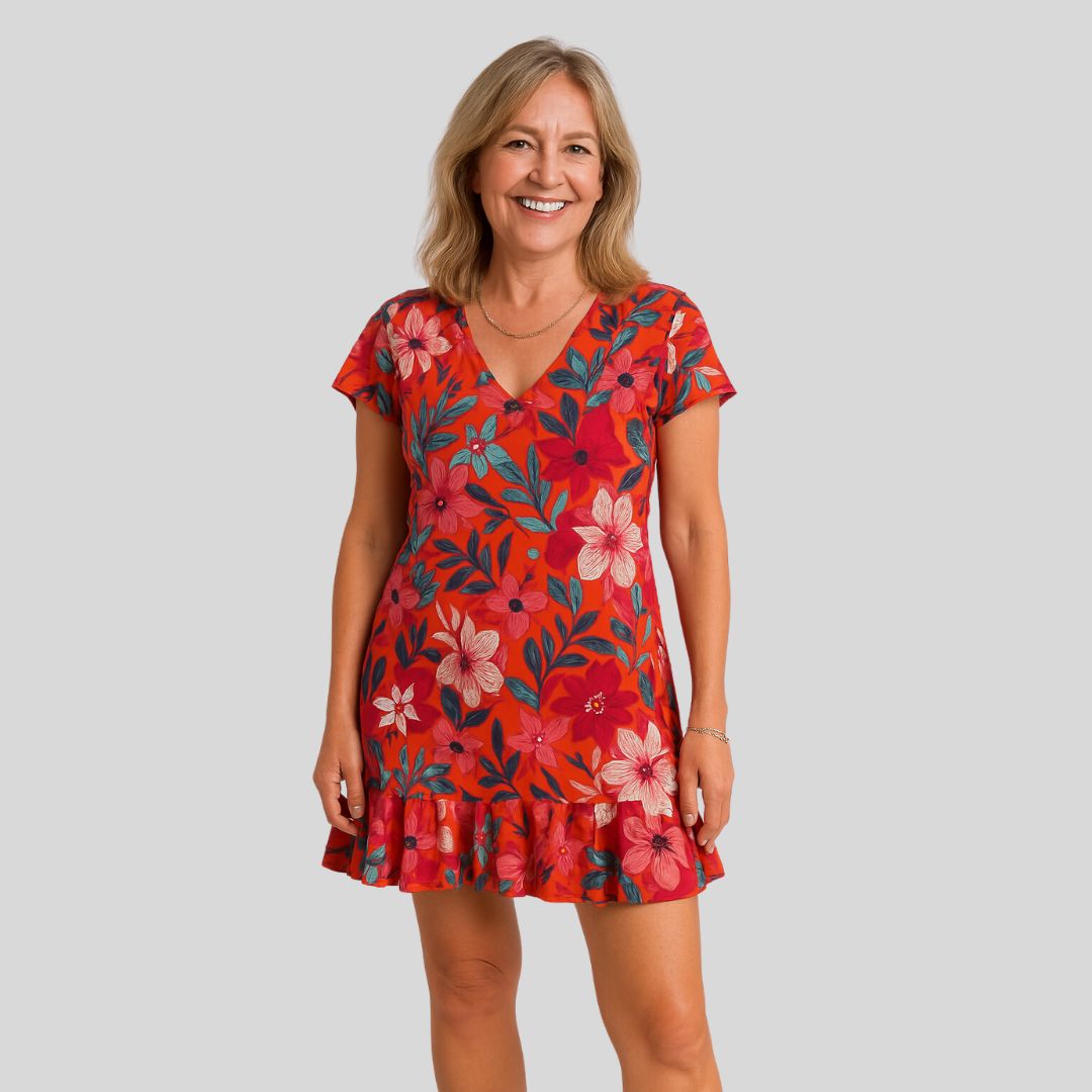 Amura | Цветна рокля с V-образно деколте и волани