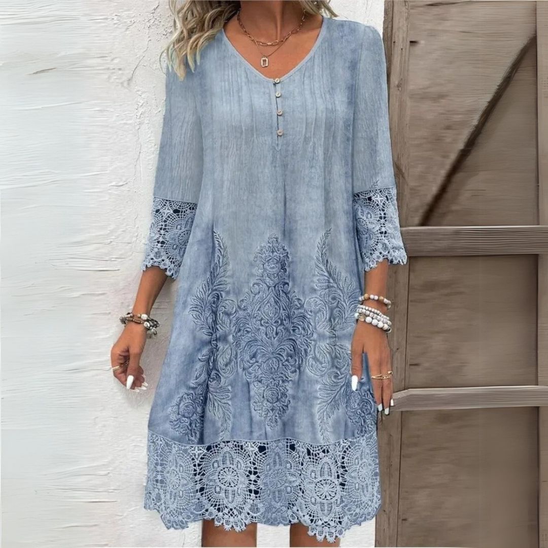 Wrenley | Въздушна дантелена рокля с V-образно деколте