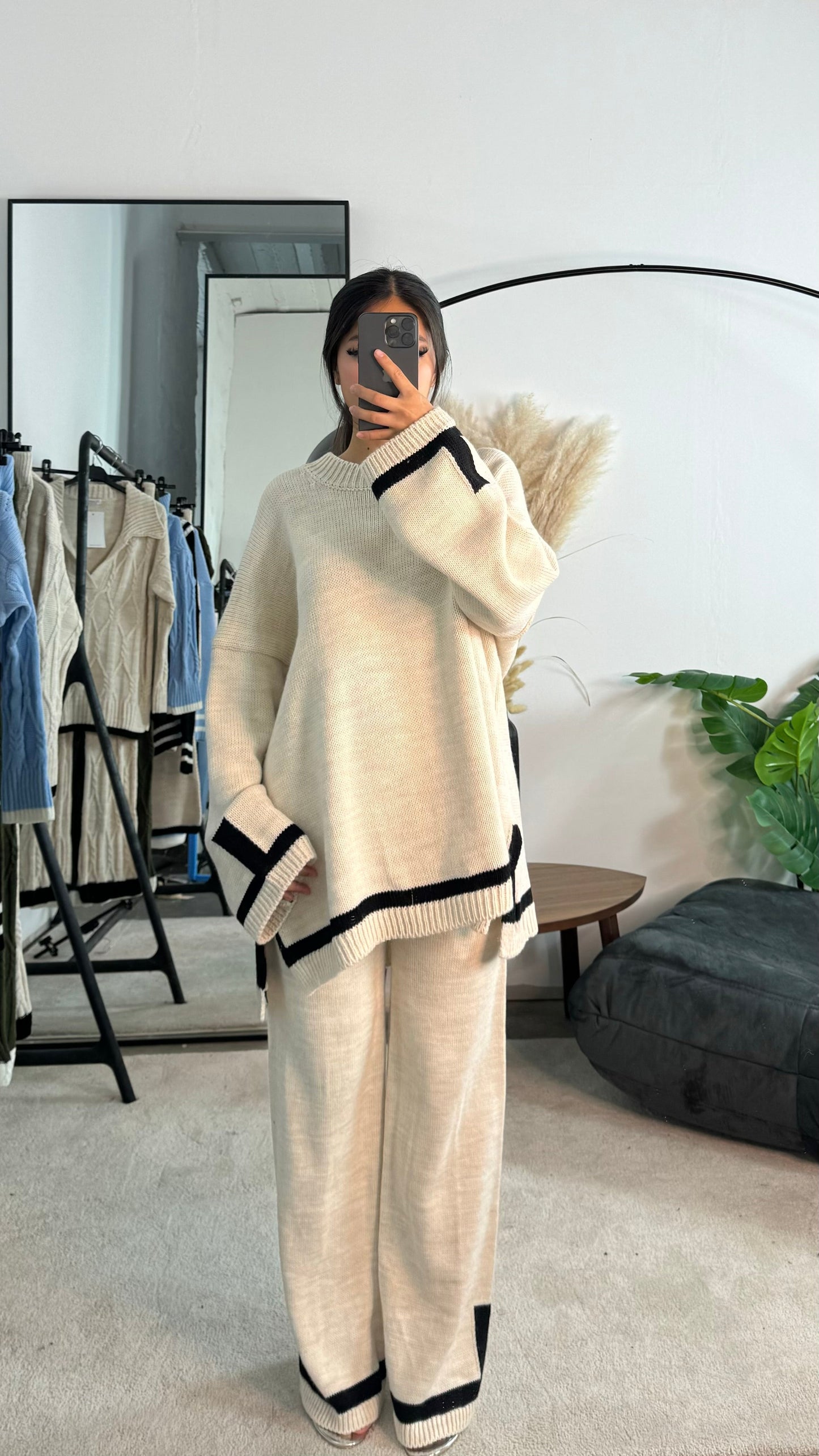 Naelle™ | Комплект за домашно носене с луксозен контрастен ръб