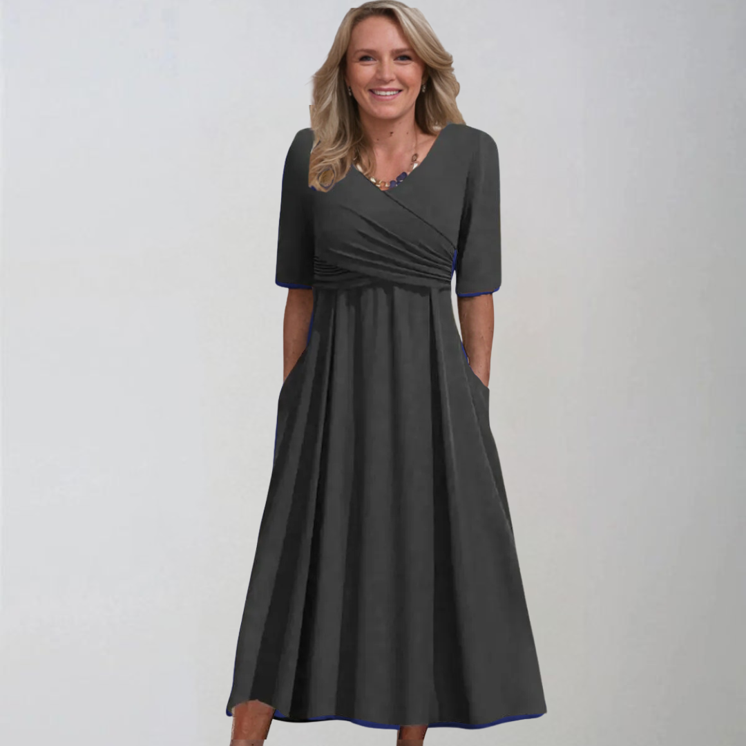 Петра | Стилна миди рокля с джобове