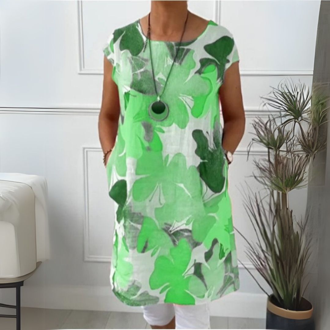 Джалия | Елегантна рокля с мотиви на пеперуди и кръгло деколте