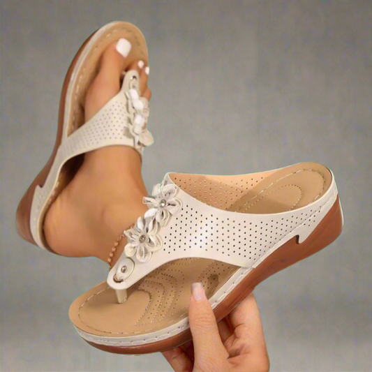 Thesmaria | Удобни сандали за всеки ден