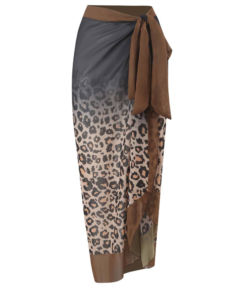 Комплект плажна пола и цял бански костюм