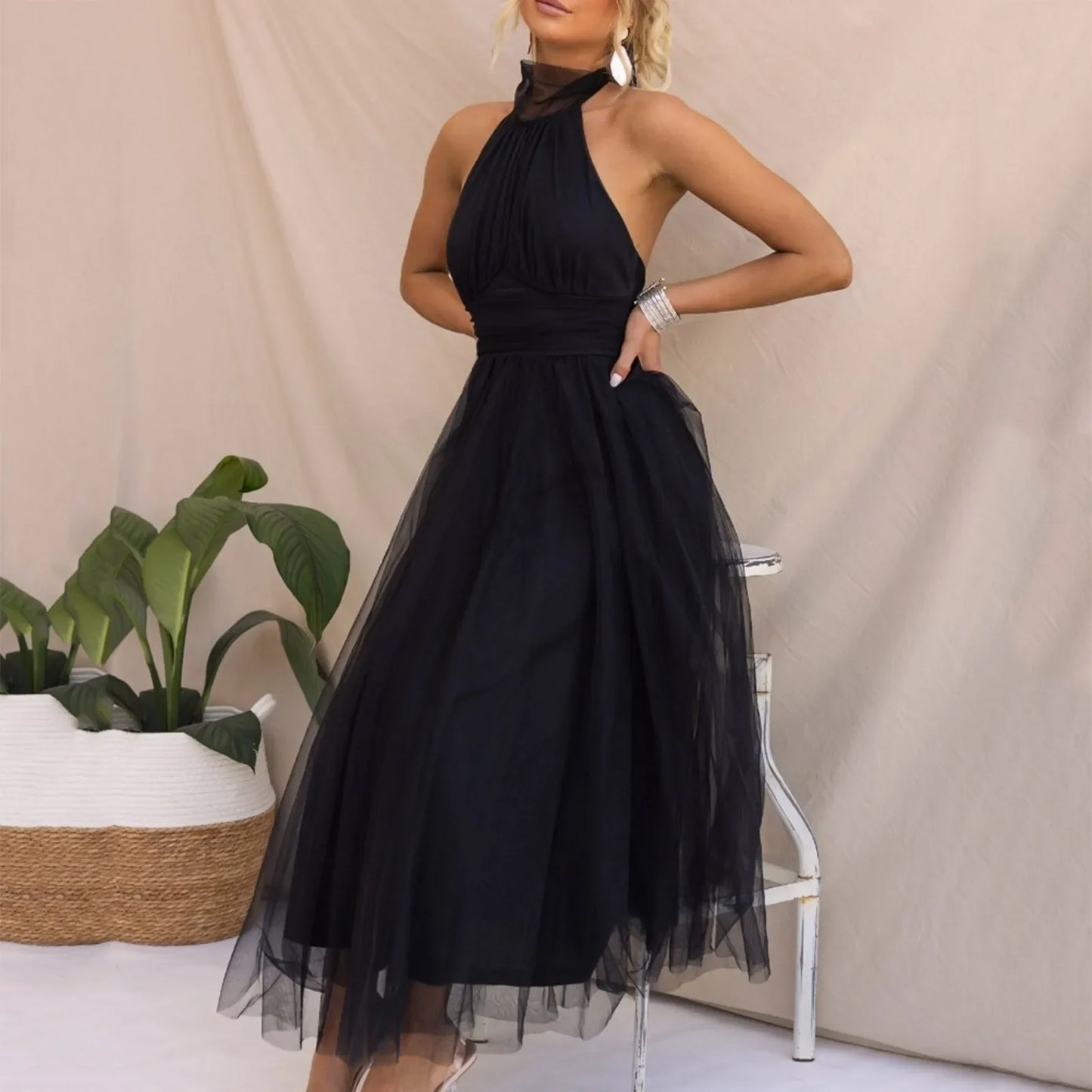 Корлайн - Елегантна рокля без ръкави