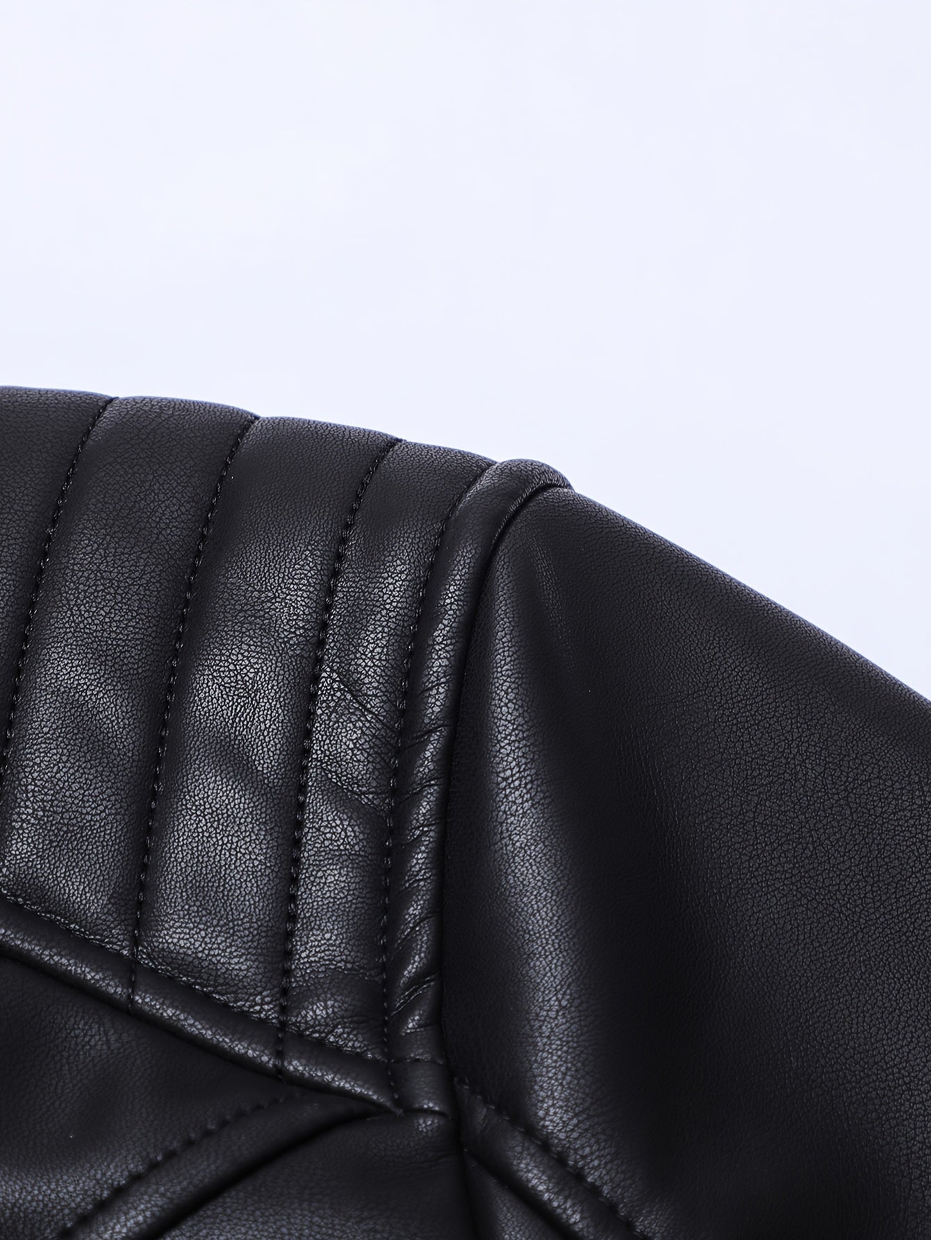 Мъжко яке с изчистен цип