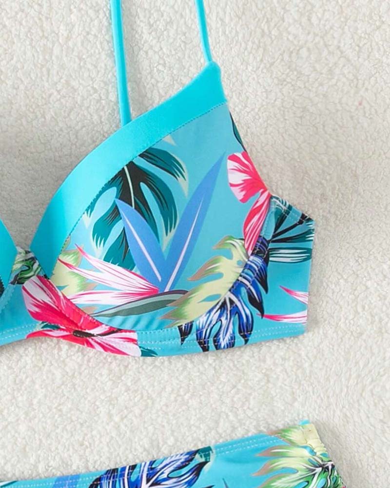 Два части моден бански костюм с принт