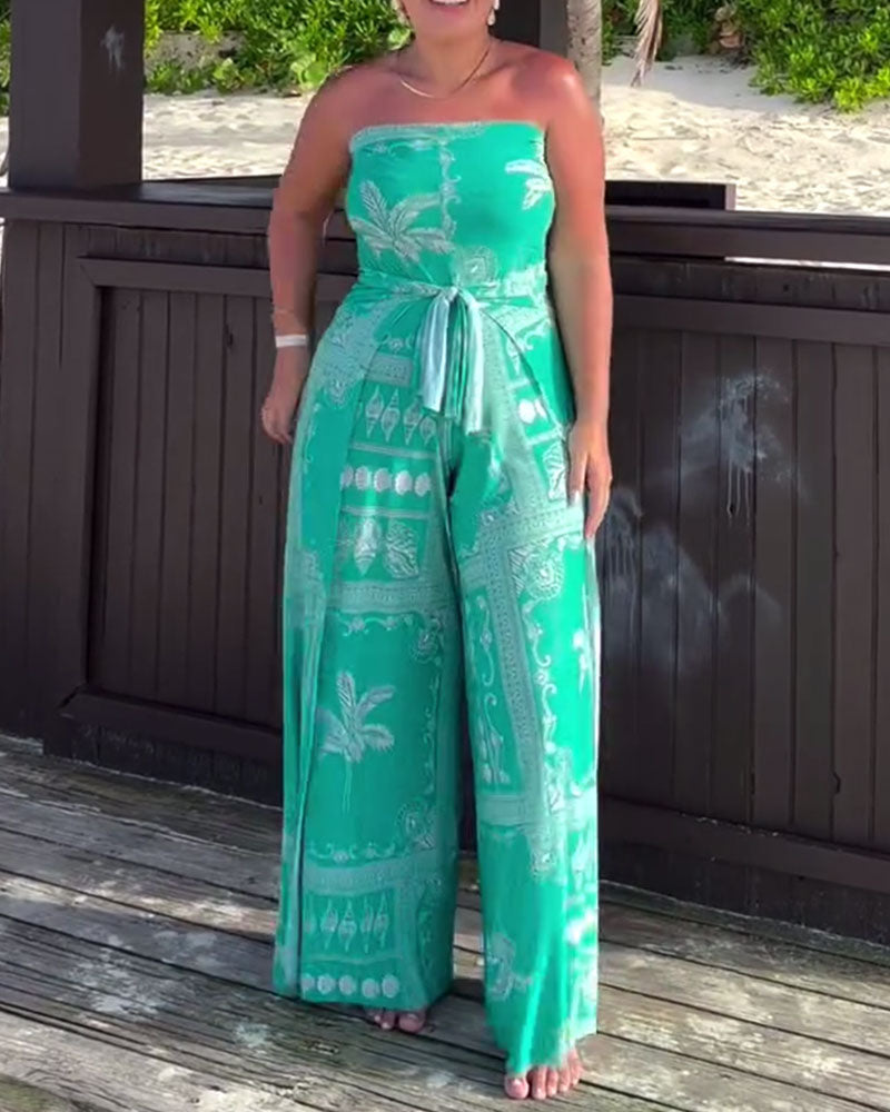 Персонализиран и елегантен бански костюм, обгръщащ гърдите, с принт