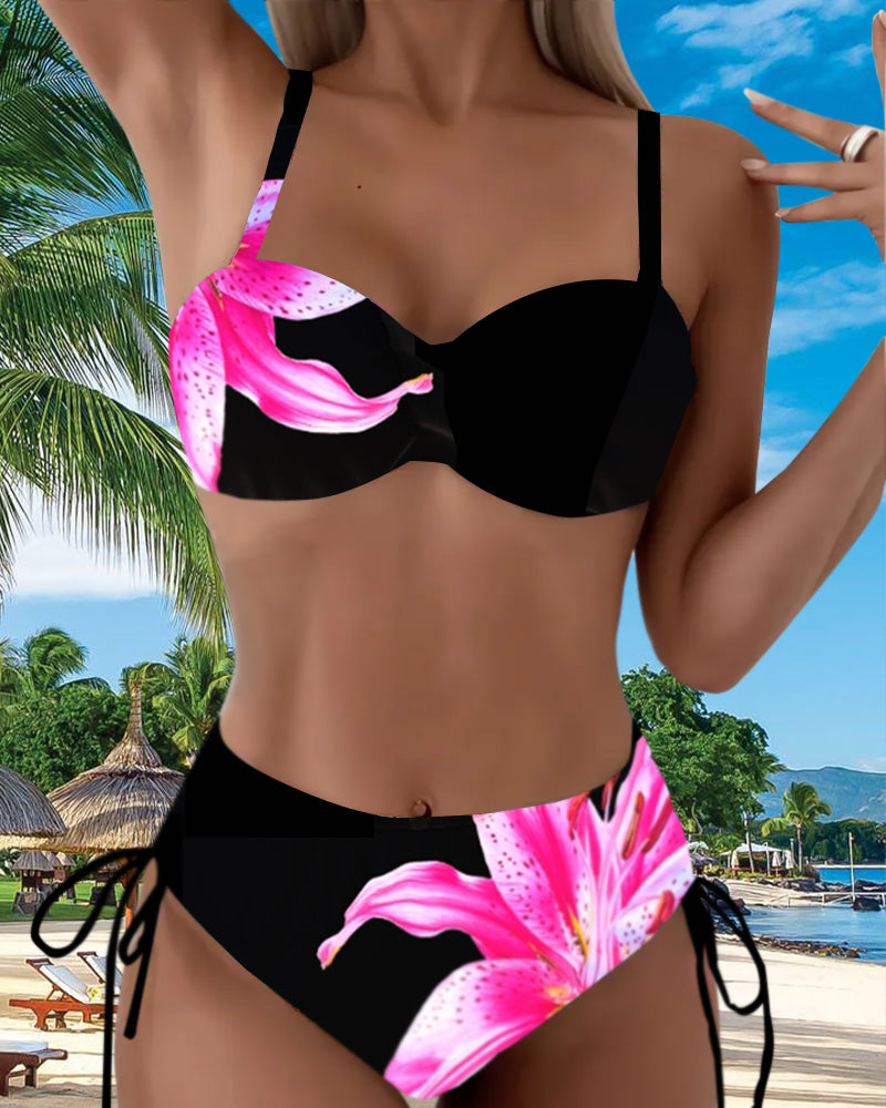 Бикини триъгълник с цветен принт