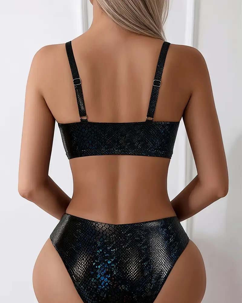 Бикини с принт на змия, връзка на гърдите, висока талия, триъгълник