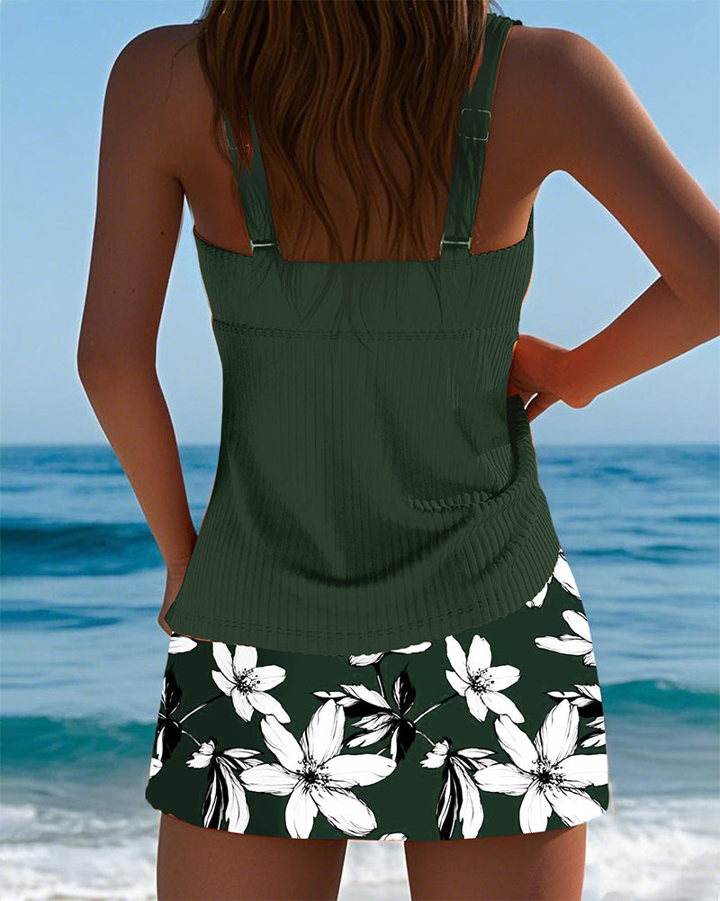 Плувен костюм с райе и потник